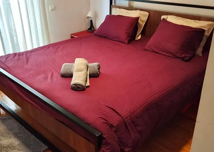 Glyfada Center Spacious Apartment