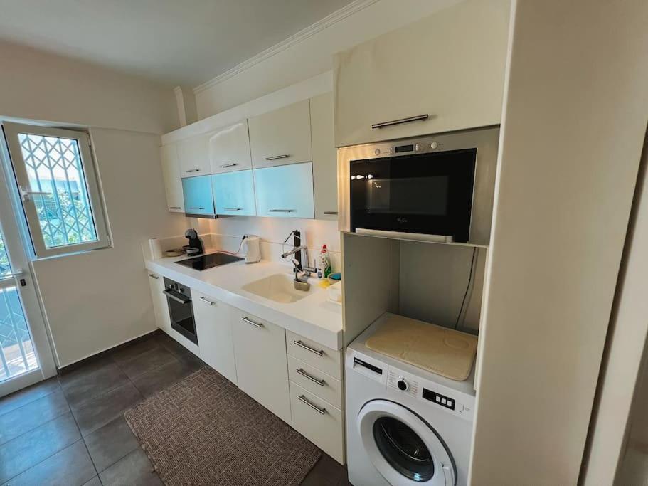 Apartment Glyfada Center Spacious